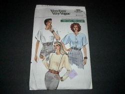 7694 VOGUE VERY EASY SHORT - LONG SLEEVE BACK BUTTON BLOUSE PATTERN 12-14